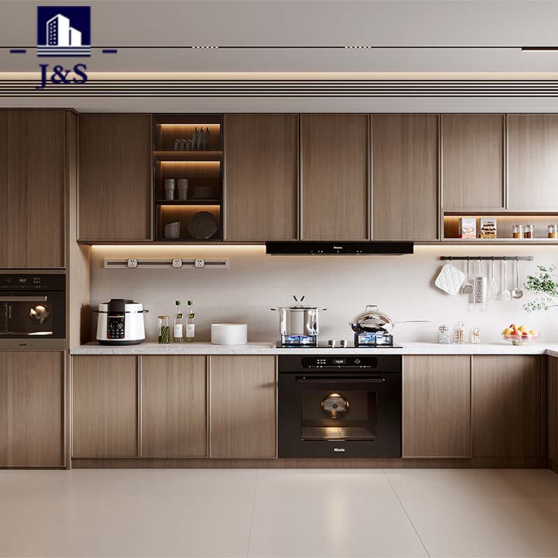 Gabinete de cocina laminado con apariencia de madera clásica
