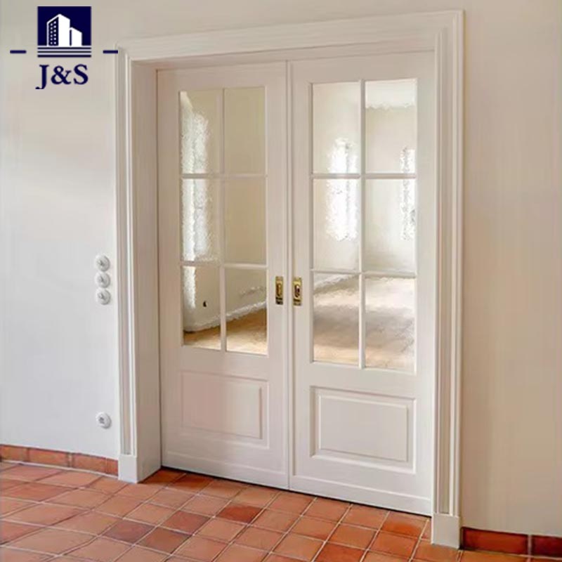 Puerta interior de madera maciza